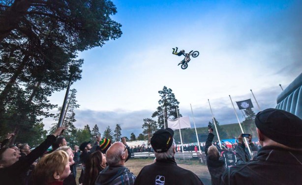 Jänhällä Jytisee saw some pretty awesome bike stunts like this one (photo: Juha Kauppinen)
